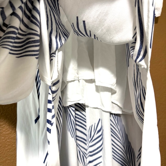 Baltic Born Corinth Maxi Dress Navy White Leaf Print Size L Tropical Boho Event - Picture 6 of 14